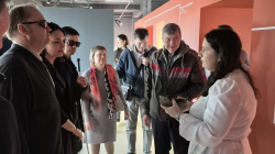 Побывали с читателями на открытии выставки тактильных моделей на постоянной экспозиции Самарского Археологического Центра