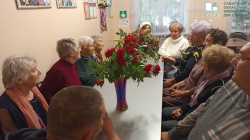«Возраст жизни не помеха»: литературно-музыкальный вечер, посвященный Дню пожилого человека