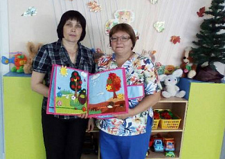 В Самарской областной библиотеке для слепых подведены итоги открытого регионального конкурса по изготовлению тактильной книги для детей с нарушением зрения «Читая тактильную книгу, познаем мир».