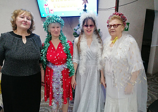 «Скоро, скоро Новый Год!»: новогодний огонек