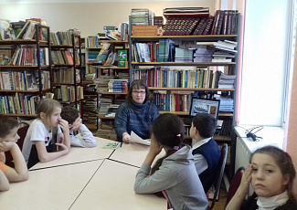 Литературно-игровое занятие в рамках просветительской экологической программы «Мир, в котором я живу», проводимой Самарской областной библиотекой для слепых.