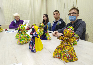 Мастер-класс по изготовлению народной куклы, в рамках цикла «Мастерская краеведа».