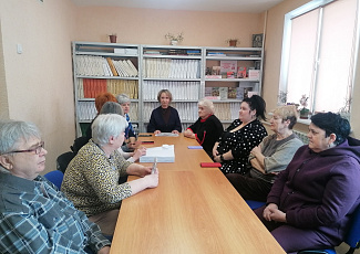 Презентация книжной выставки «В книжной памяти мгновения войны»