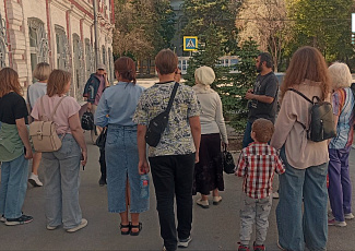 Патриотическая прогулка с тифлокомментариями «С Победой в сердце»