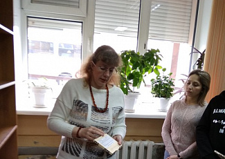 Экскурсия для студентов в Самарскую областную библиотеку для слепых